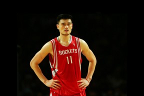 开云体育入口-美加墨世界杯之夜，法比尼奥用数据编织的沉默统治