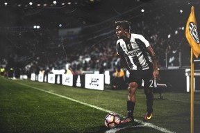 开云平台-迪亚斯主宰比赛走向，苏格兰粉碎突尼斯，一场战术与意志的胜利