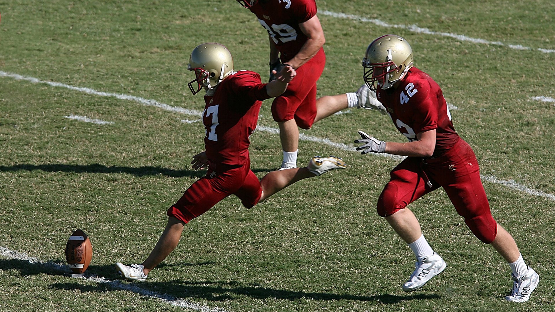 雷霆压制北京队，锡安成为关键先生